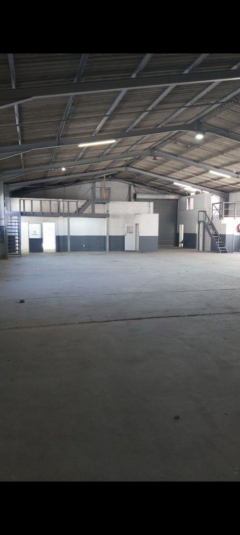 To Let Commercial Property for Rent in Sidwell Eastern Cape